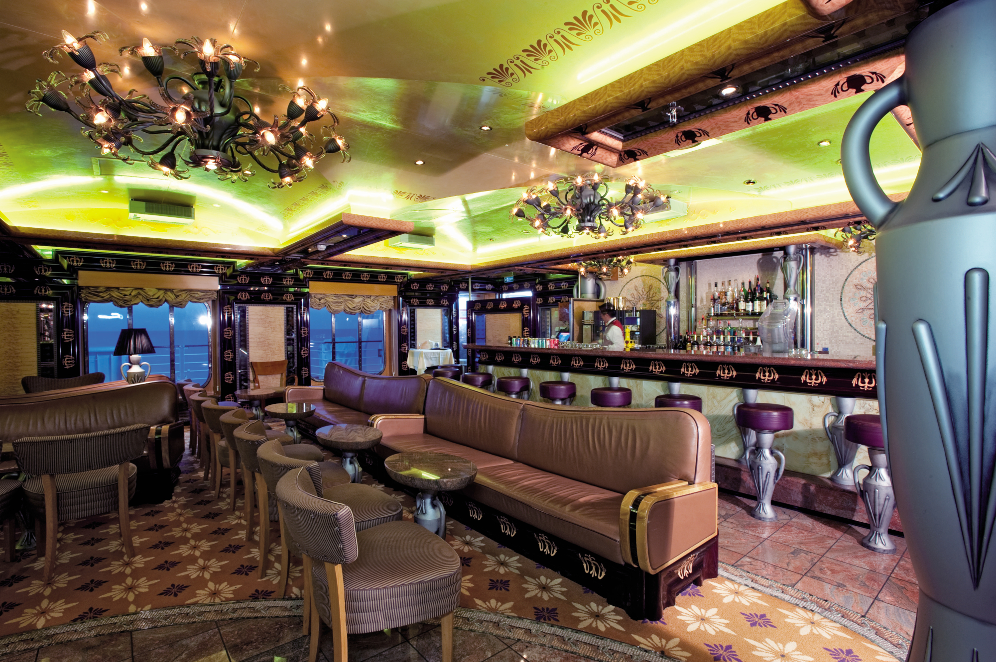 MyCruise Carnival Legend Offentlige-arealer Barer-lounger-atrium4